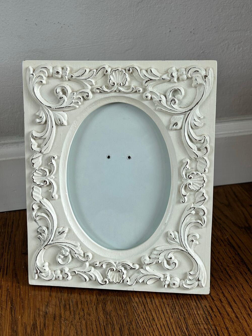 Simply Shabby Chic Ornate White Oval Frame Distressed Vintage Cottage Decor